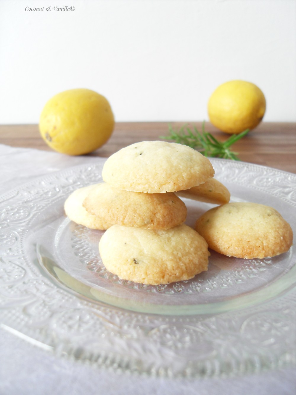 Zitronen-Rosmain-Kekse