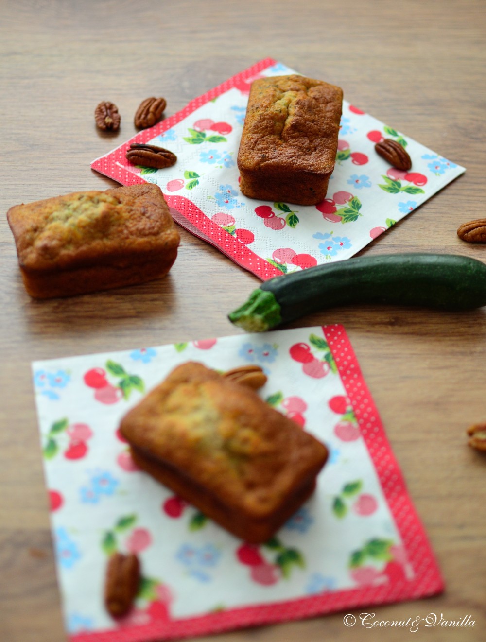 Zucchini-Bananen-Kuchen mit Pekannüssen | Coconut &amp; Vanilla