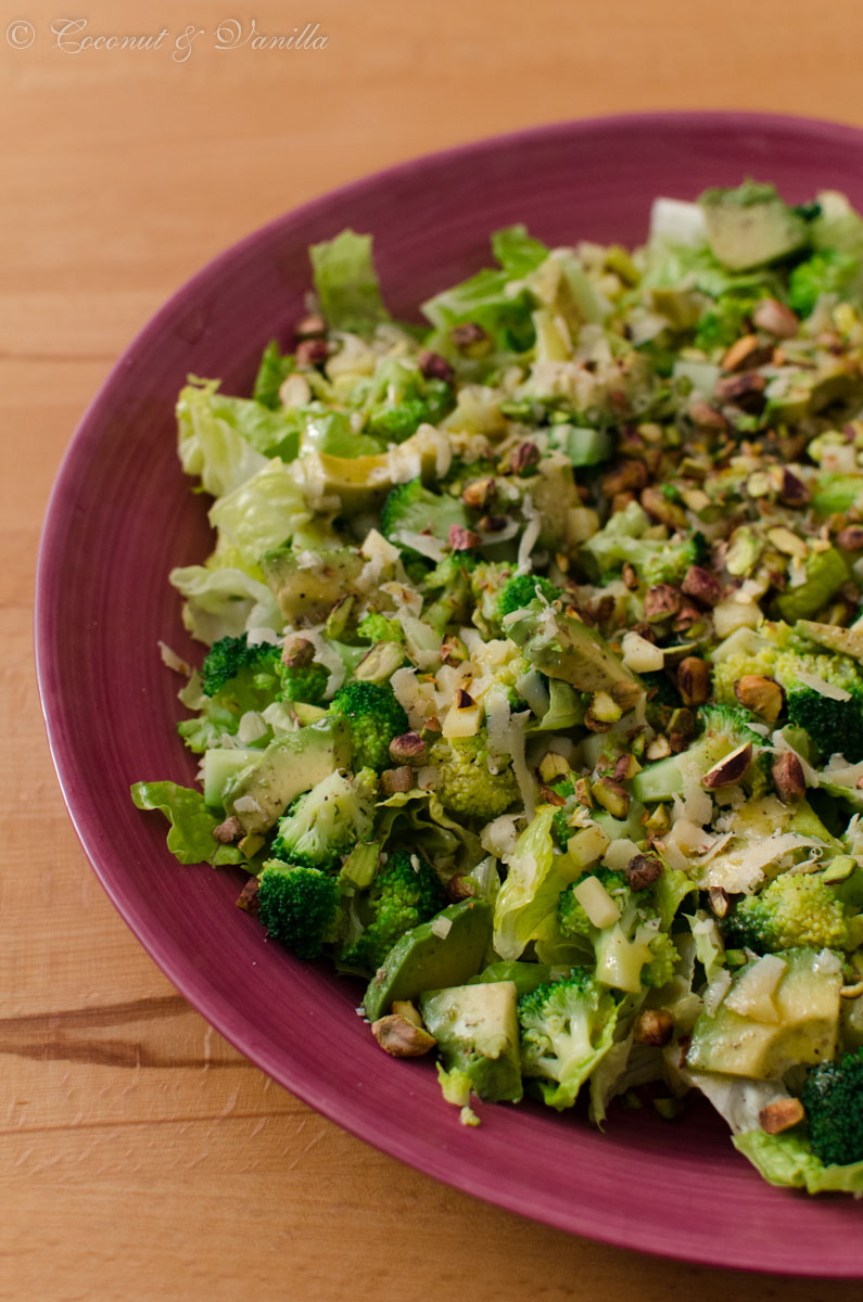 Brokkoli-Avocado-Salad, The greenest Salad von Coconut & Vanilla