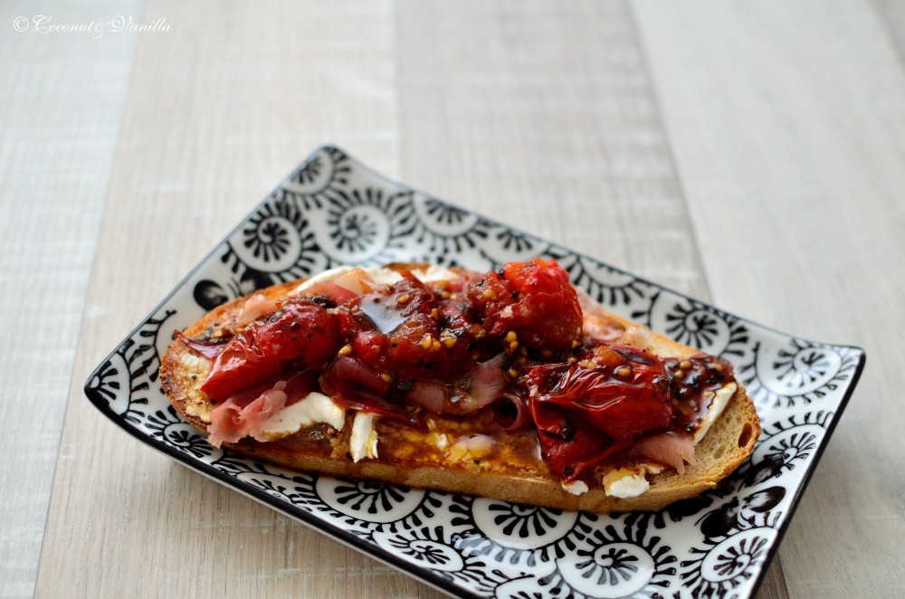 Tartine with tarragon-flavoured slow-roasted cherry tomatoes and prosciutto