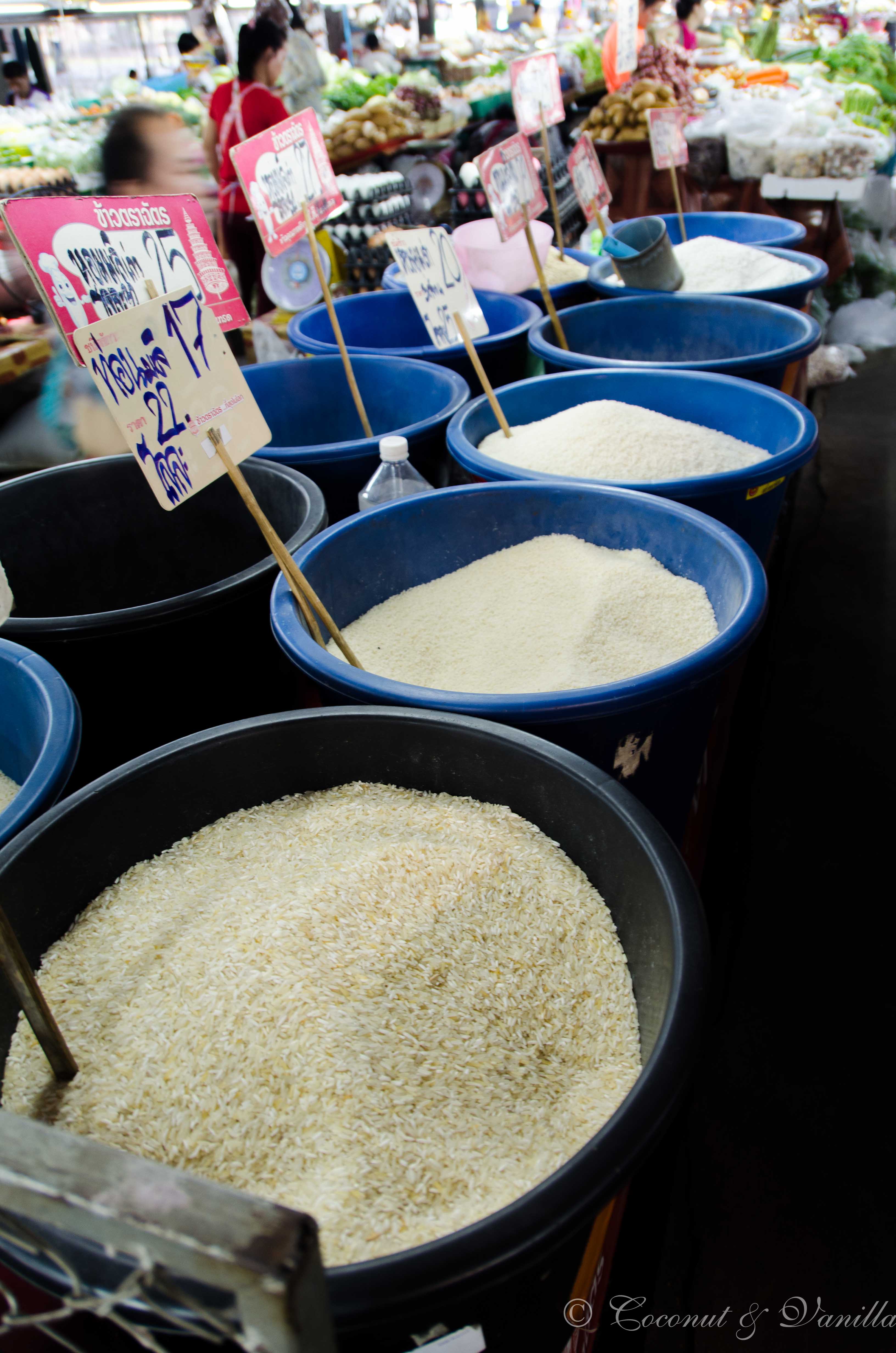 Markt in Chiang Mai Thailand: Reis ohne Ende, by Coconut & Vanilla