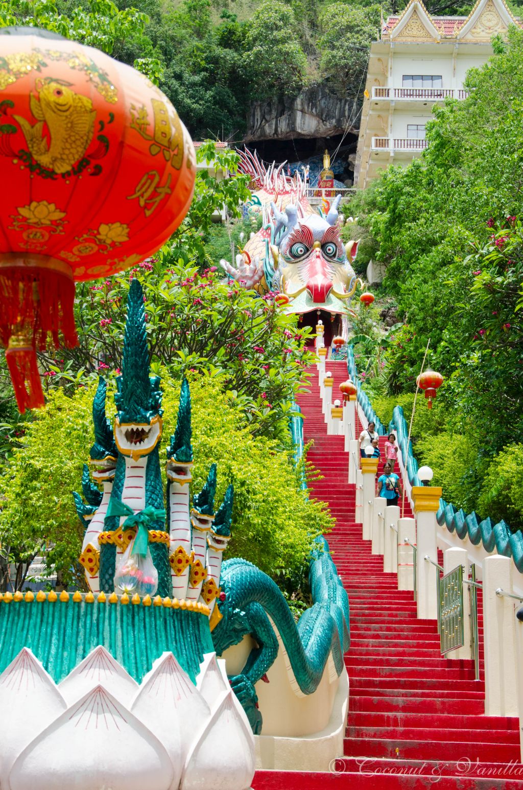 Drachentempel bei Kanchanaburi