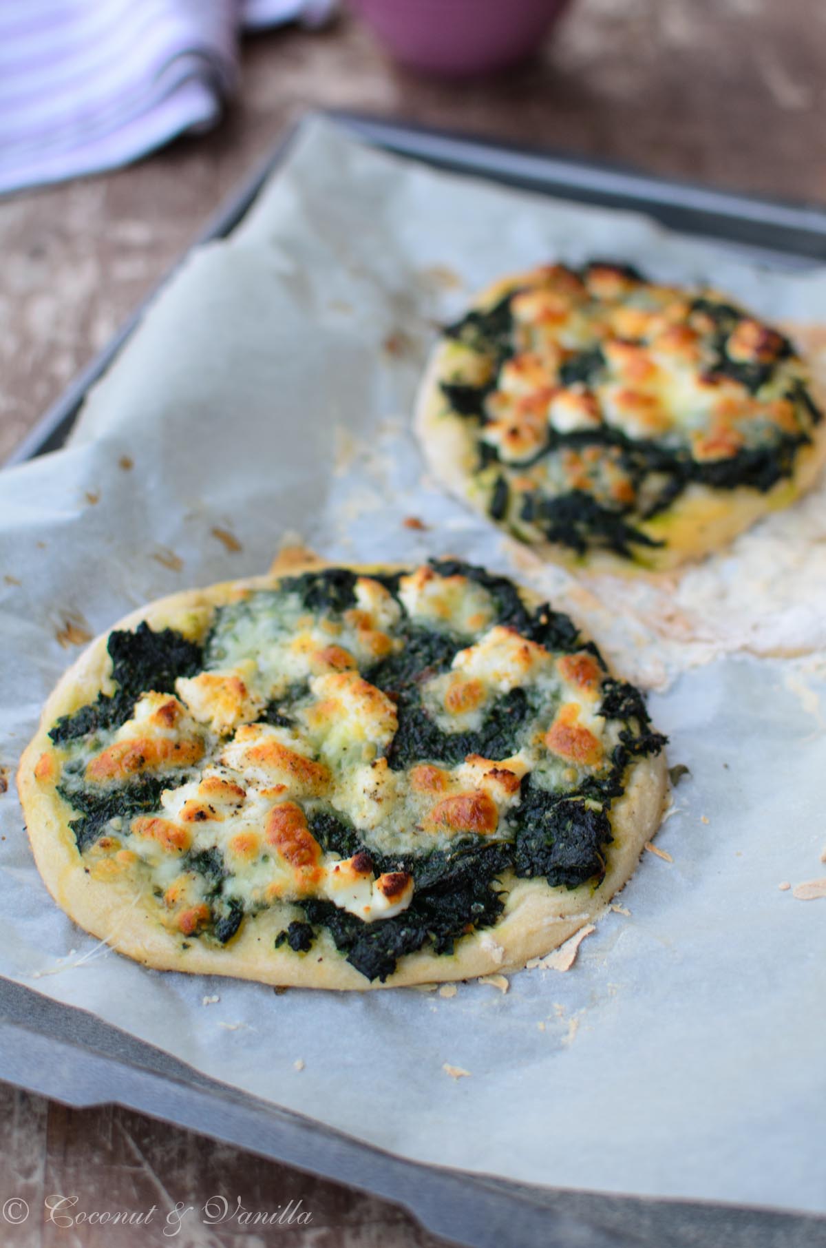 Pizza Bianca mit Mangold und Ziegenkäse