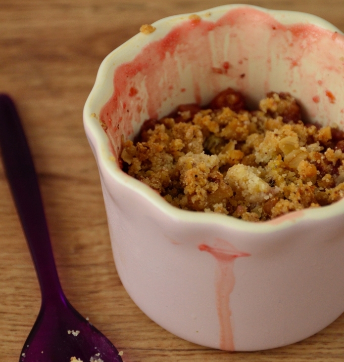 Cooking through La Tartine Gourmande: Apple, rhubarb and strawberry nutty crumble