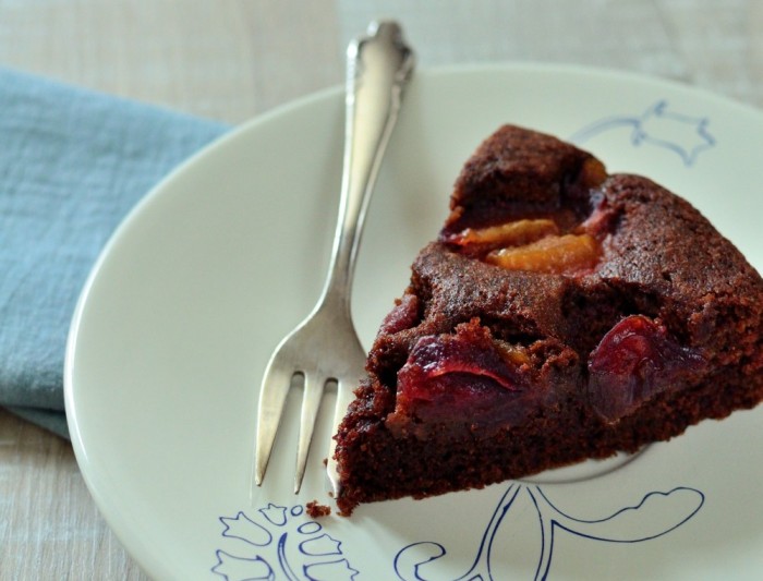 Cooking through la Tartine Gourmande: Chocolate and plum almond cake